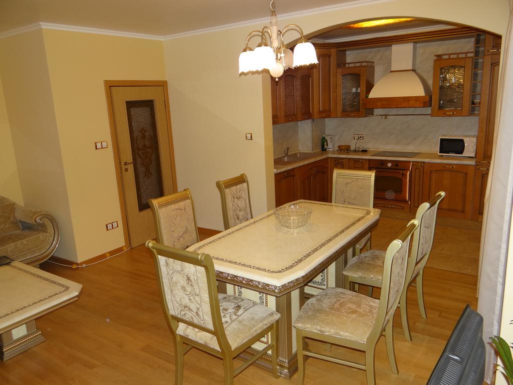 Luxury Versailles Apartments Center Opera Μπουργκάς Εξωτερικό φωτογραφία